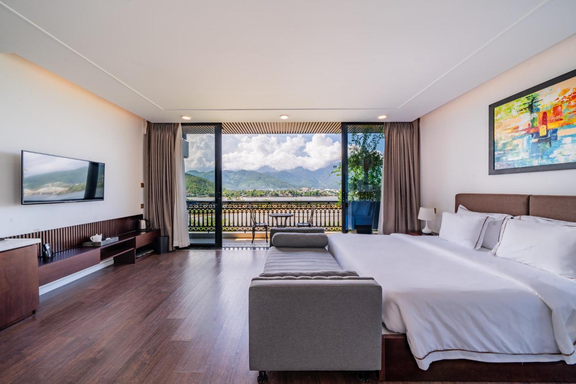 Cami Riverside Resort Дананг Экстерьер фото