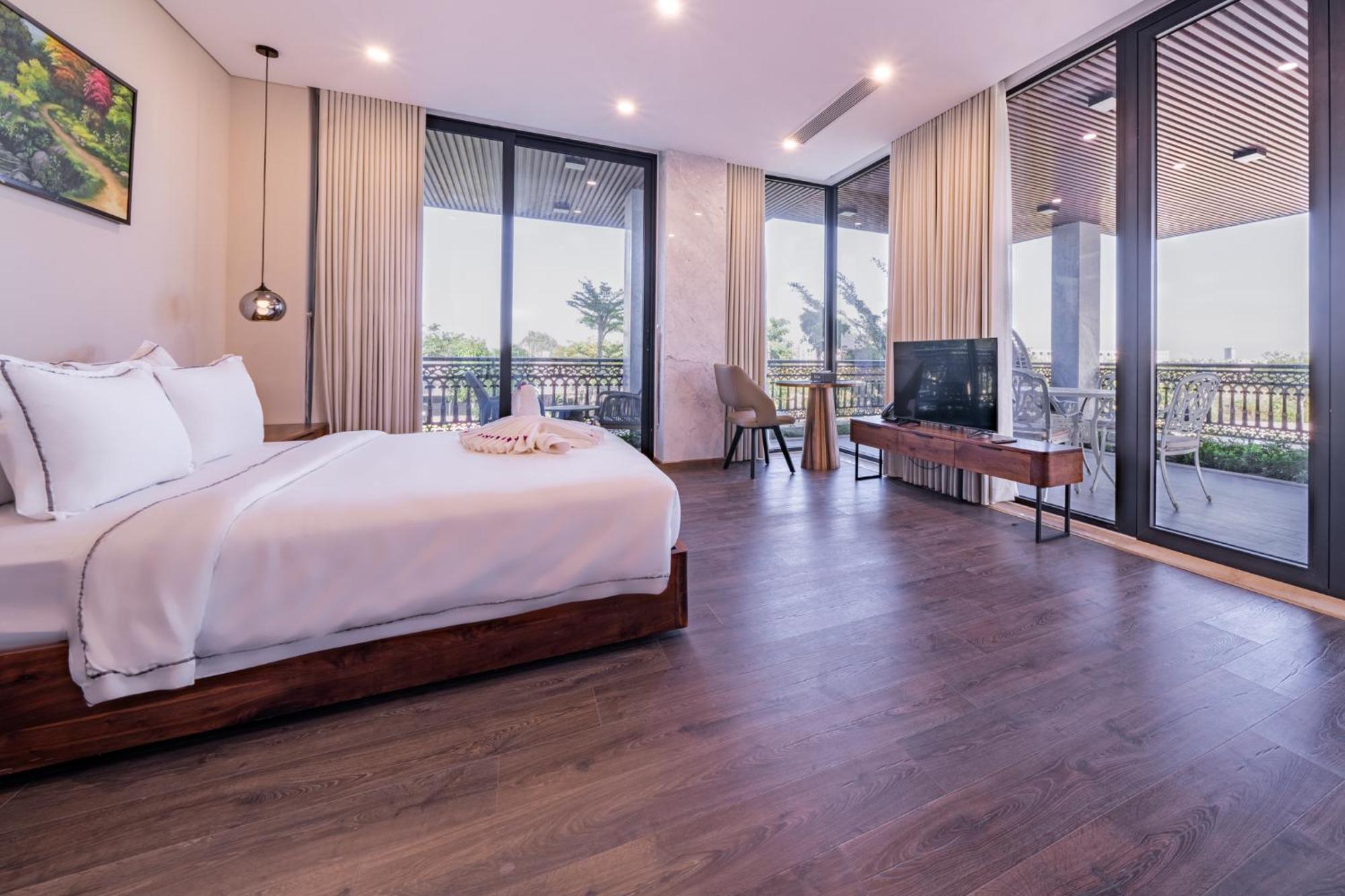 Cami Riverside Resort Дананг Экстерьер фото