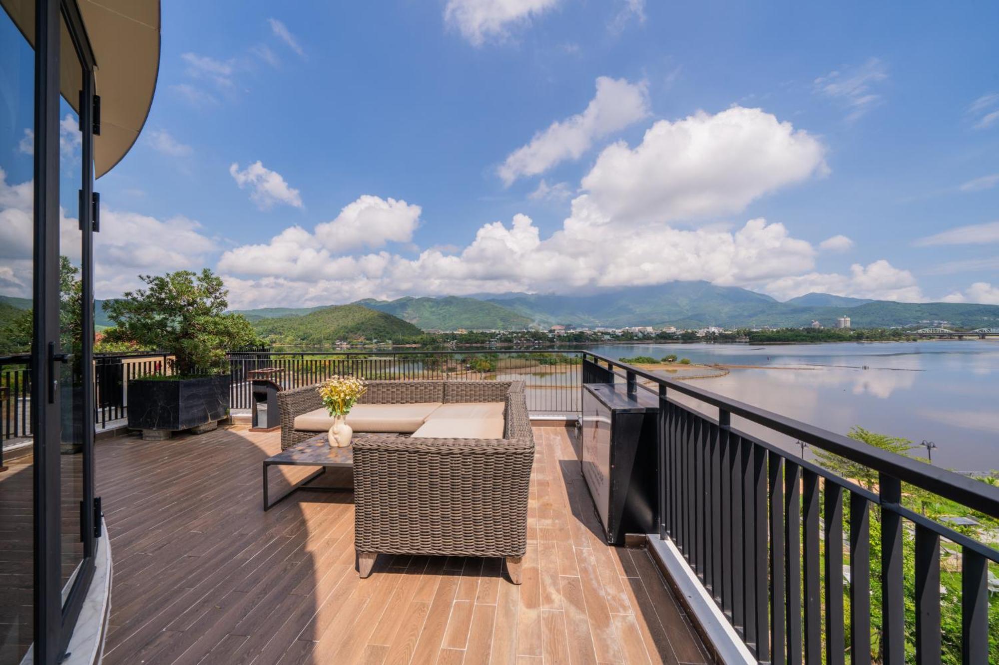 Cami Riverside Resort Дананг Экстерьер фото