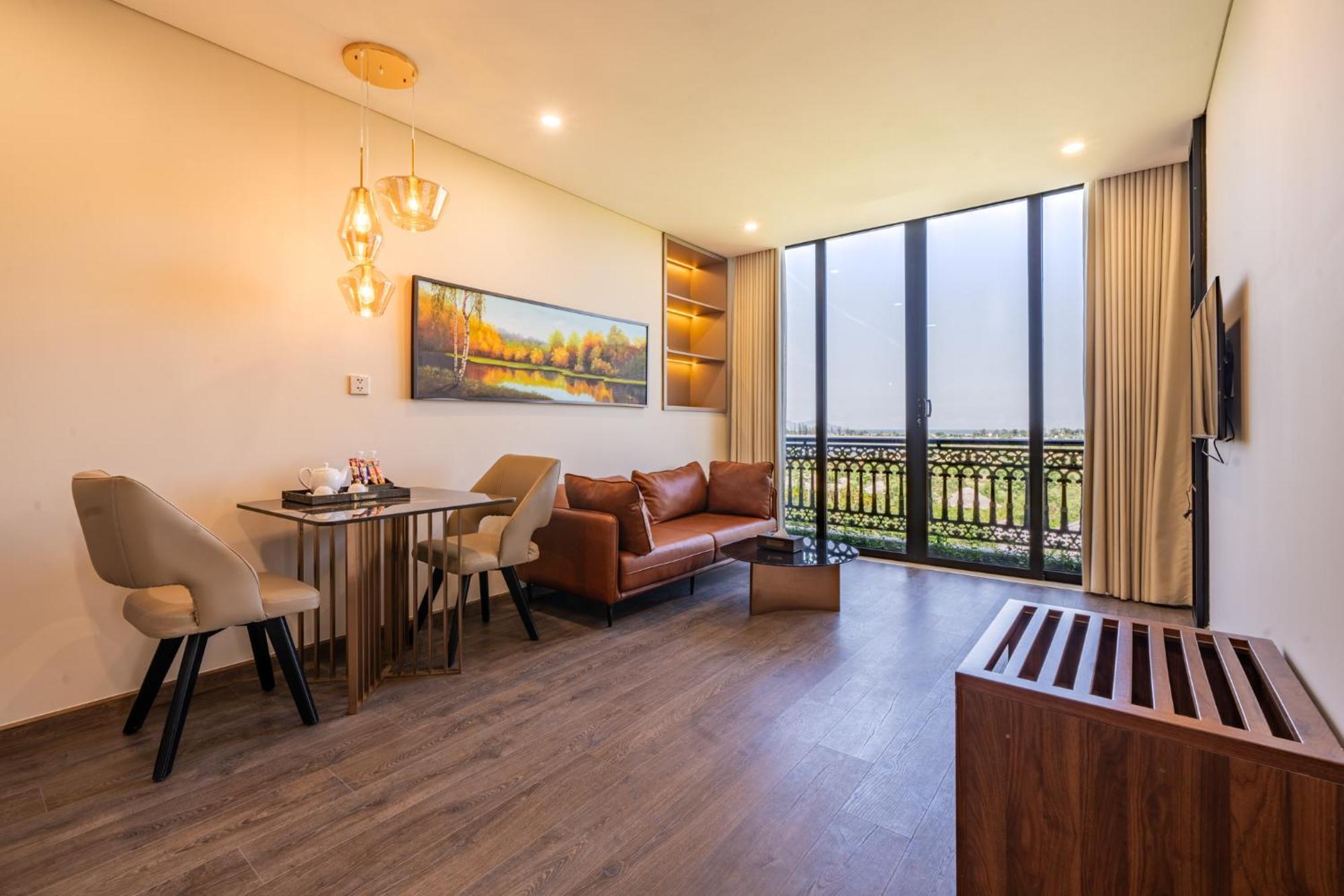 Cami Riverside Resort Дананг Экстерьер фото