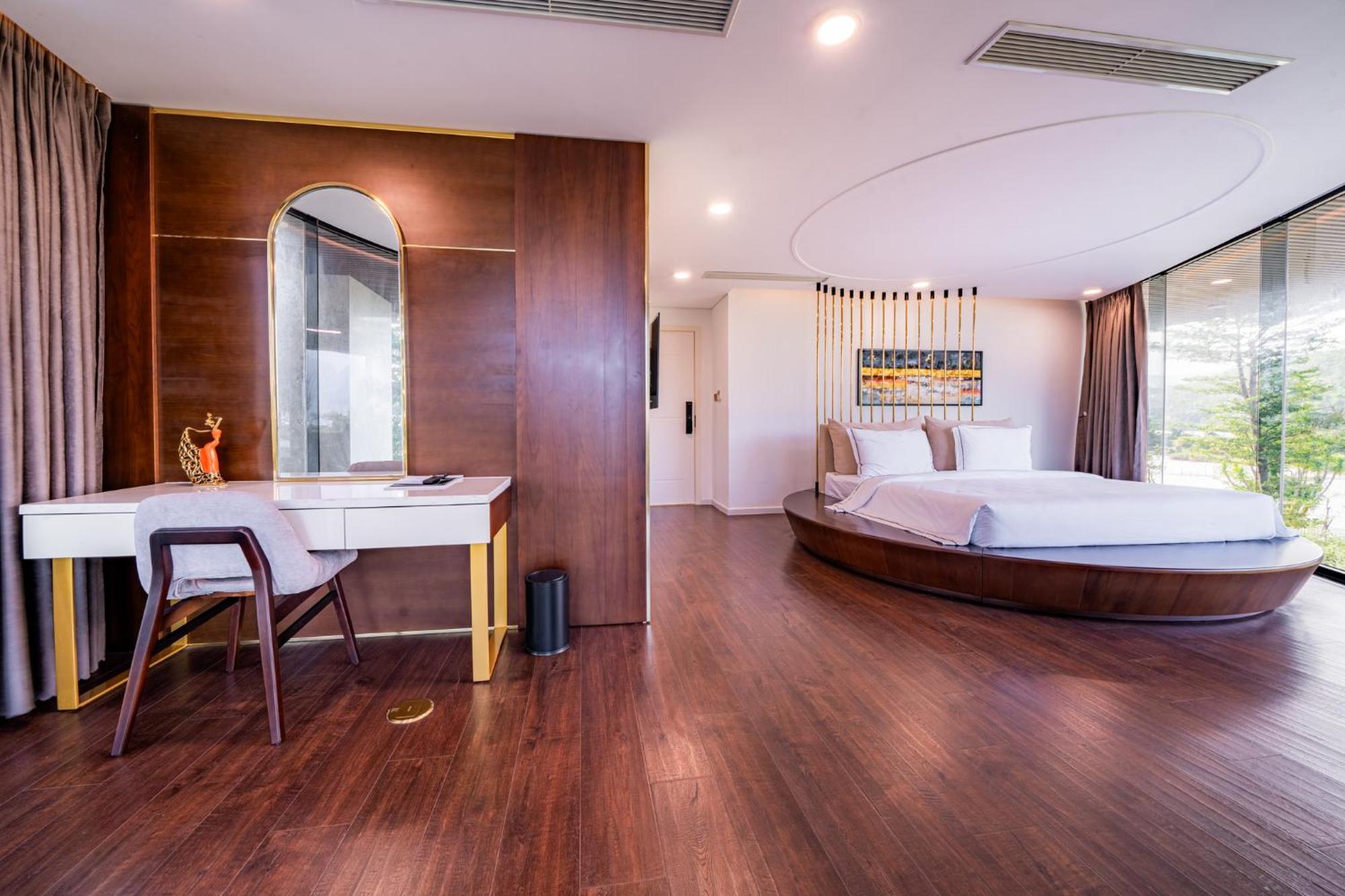 Cami Riverside Resort Дананг Экстерьер фото