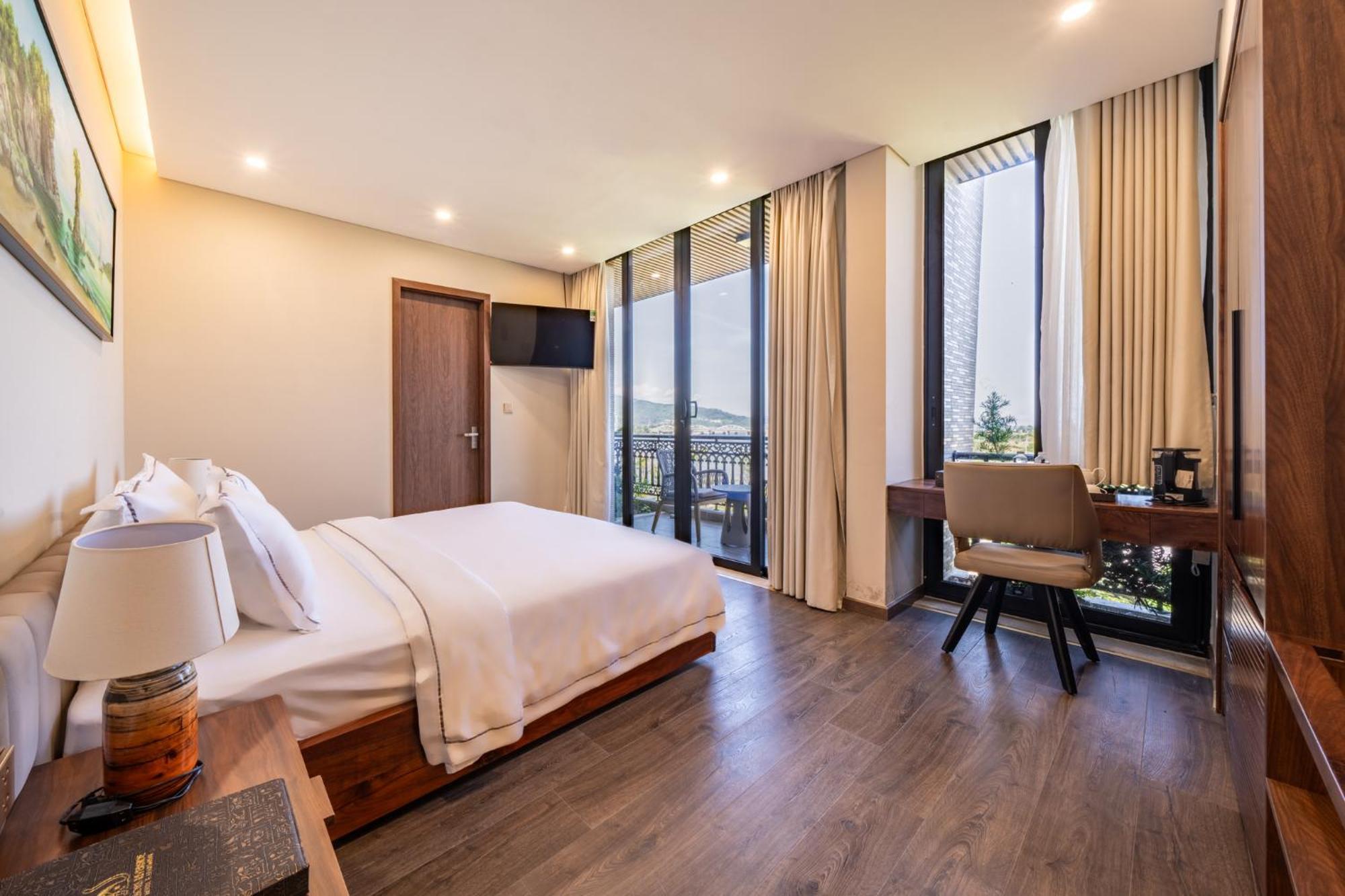 Cami Riverside Resort Дананг Экстерьер фото