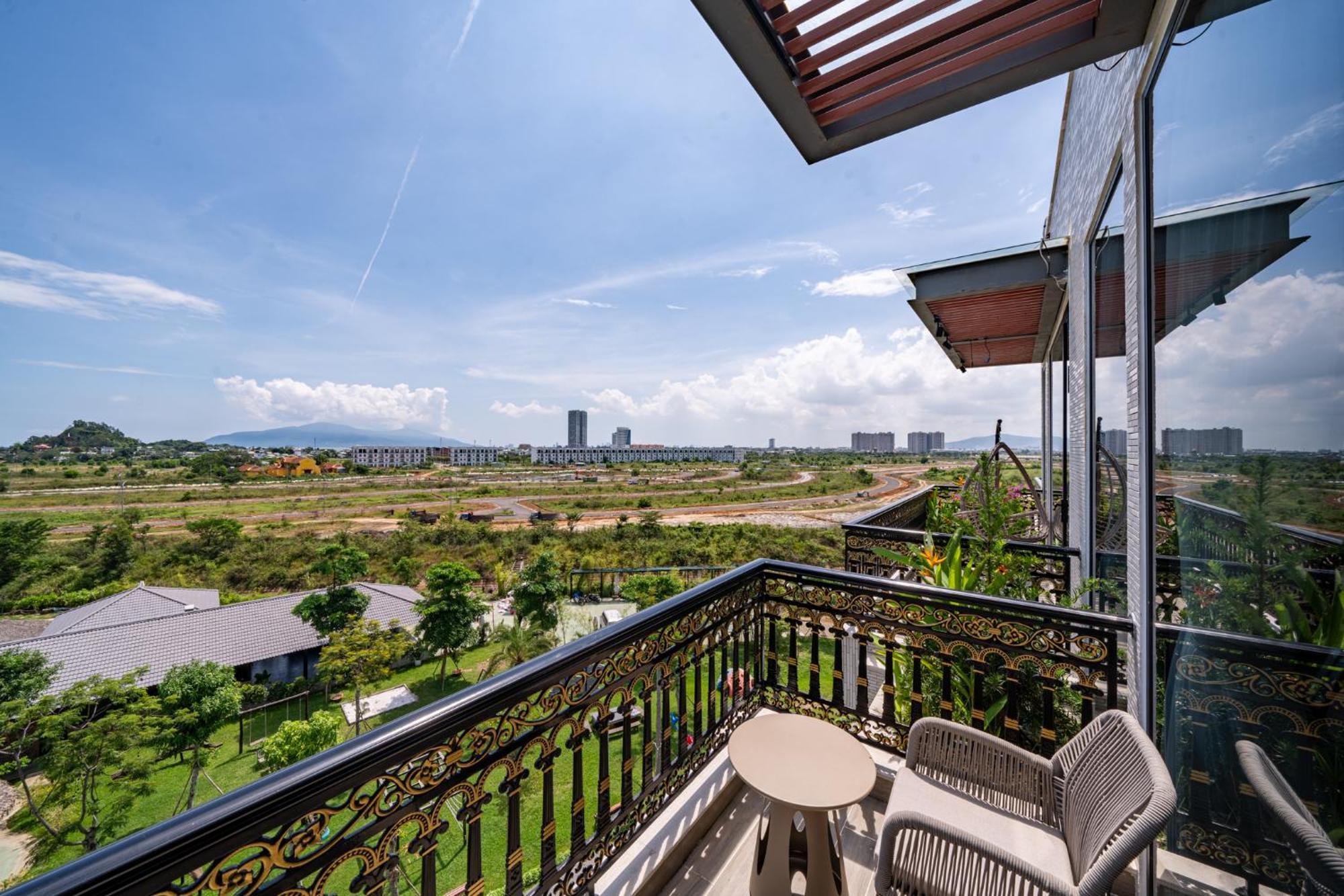 Cami Riverside Resort Дананг Экстерьер фото
